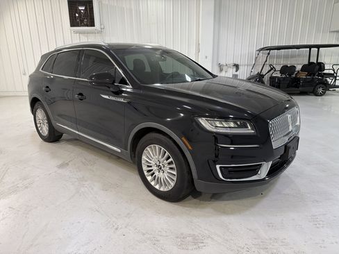 Used 2019 Lincoln Nautilus FWD image 7