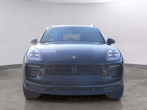Certified 2026 Porsche Macan image 12
