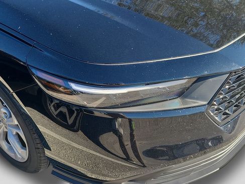 Used 2025 Honda Accord LX image 35