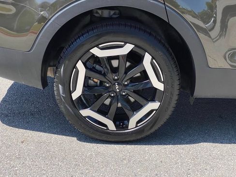 Used 2025 Kia Telluride S AWD/4WD image 10