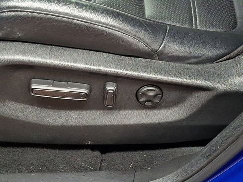 Used 2022 Honda CR-V EX-L image 10