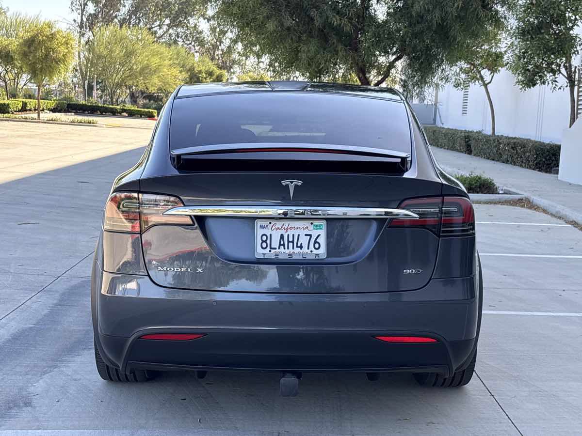 Used 2017 Tesla Model X 90D AWD/4WD image 4
