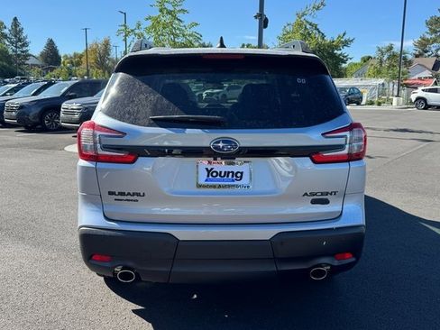 Used 2025 Subaru Ascent Bronze Edition w/ Onyx Package image 4