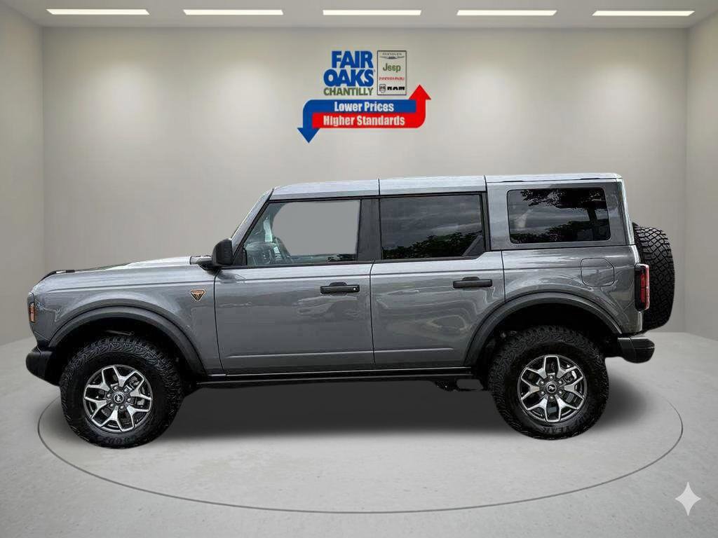 Used 2025 Ford Bronco Badlands AWD/4WD image 10