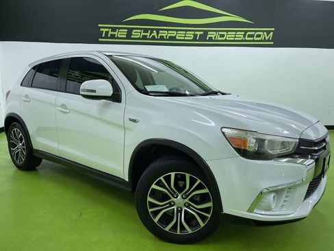 Used 2019 Mitsubishi Outlander Sport ES image 1