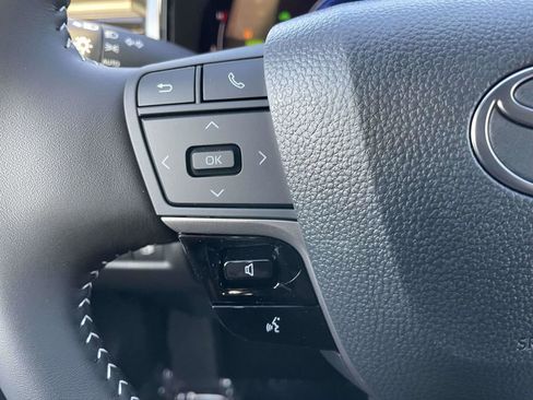 New 2026 Toyota Camry SE FWD image 32