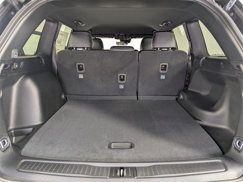 New 2025 Jeep Grand Cherokee Altitude image 27