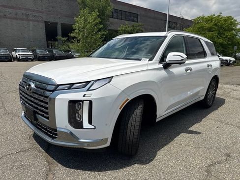 Used 2023 Hyundai Palisade Calligraphy AWD/4WD image 3