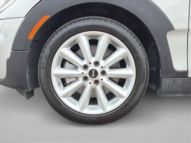 Used 2022 MINI Cooper Clubman S w/ Signature Upholstery Package FWD image 26