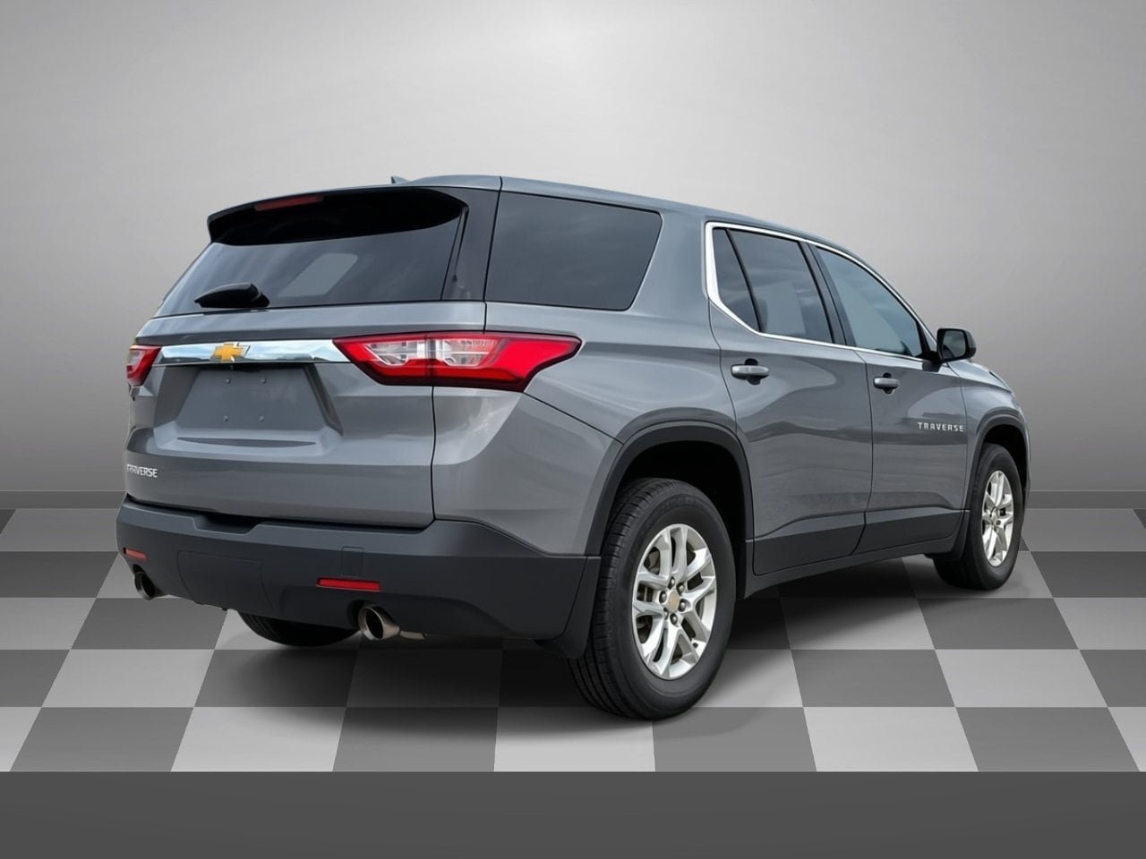 Used 2020 Chevrolet Traverse LS FWD image 6