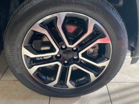 Used 2023 Jeep Compass Limited AWD/4WD image 29