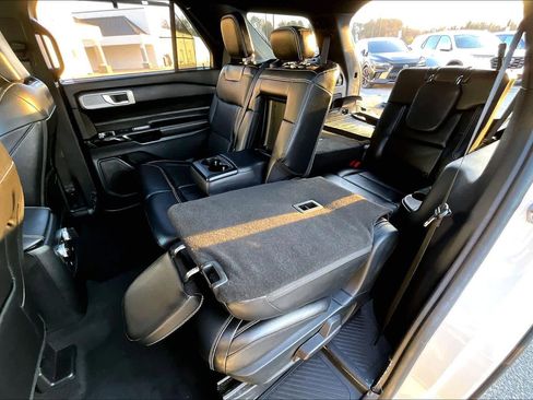 Used 2022 Ford Explorer ST w/ Equipment Group 401A image 19