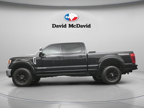 Used 2020 Ford F250 Lariat w/ Tremor Off-Road Package image 32