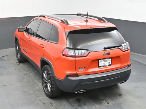 Used 2021 Jeep Cherokee Latitude Lux 80th Anniv w/ Quick Order Package 26U 80TH AWD/4WD image 36