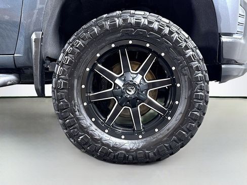 Used 2020 Chevrolet Silverado 1500 Custom Trail Boss image 44