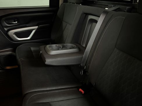 Used 2017 Nissan Titan SV image 42