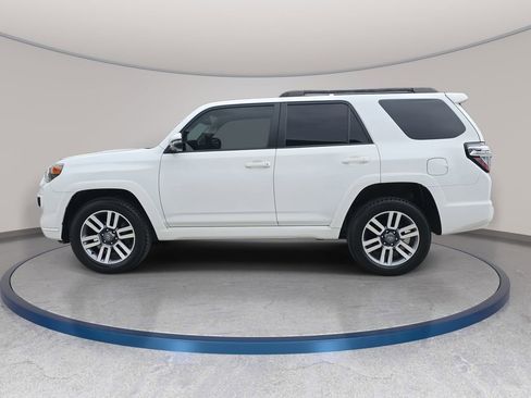 Used 2023 Toyota 4Runner TRD Sport AWD/4WD image 9