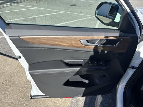 New 2026 Volkswagen Atlas SE image 23