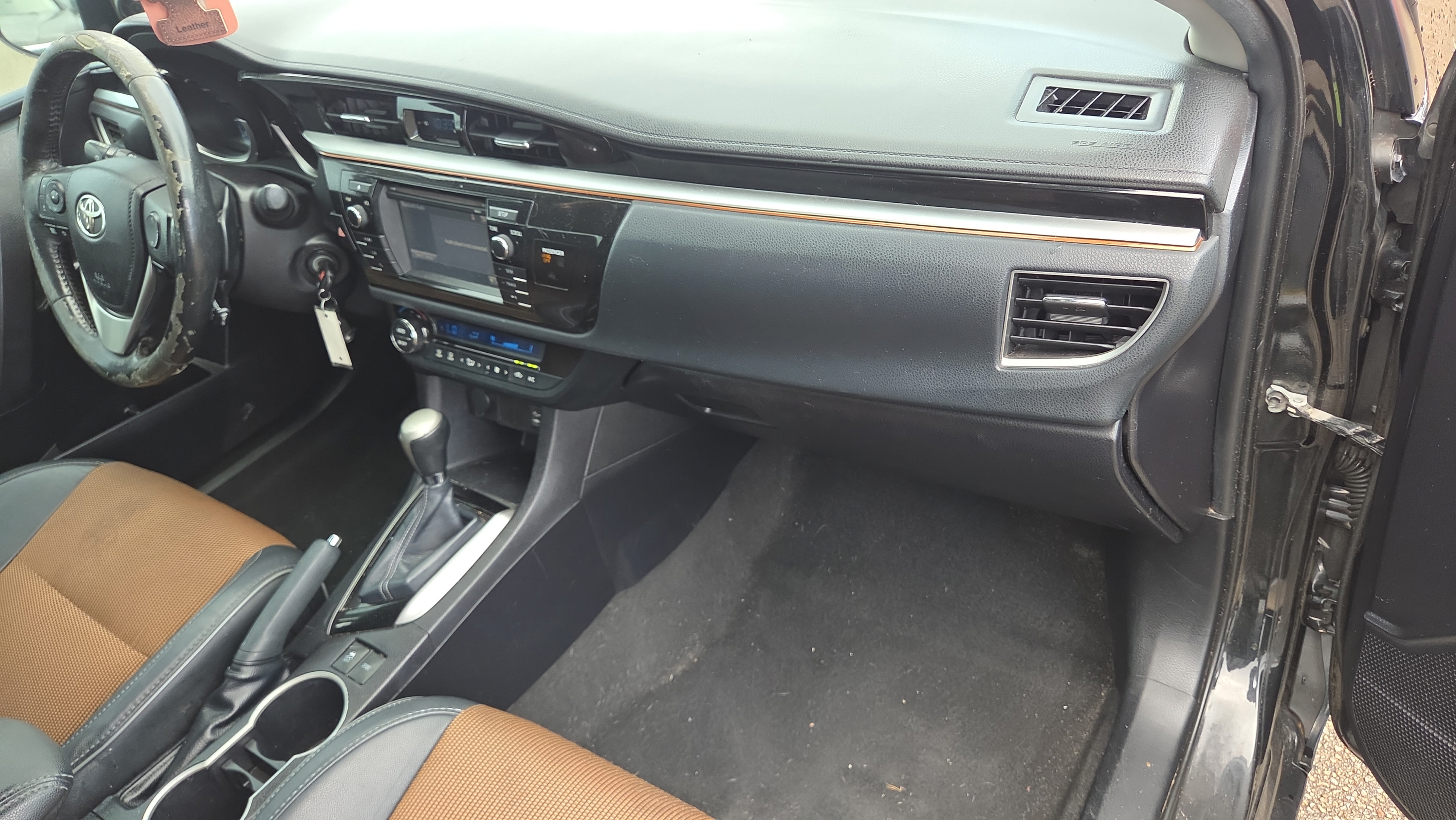 Used 2016 Toyota Corolla S FWD image 18