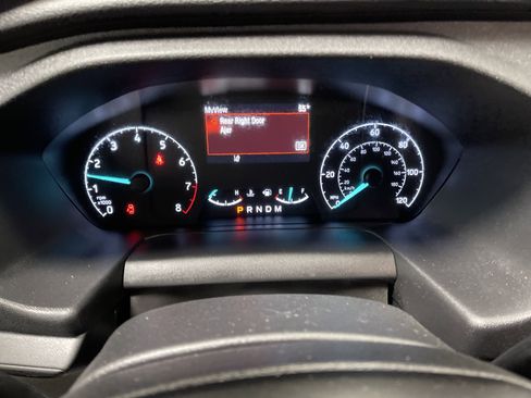 Used 2023 Ford Transit 350 XLT image 28