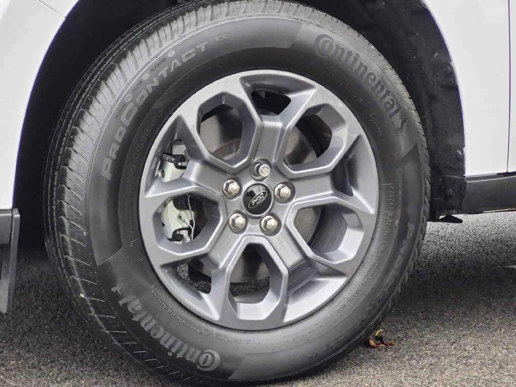 Used 2025 Ford Maverick XLT w/ 4K Tow Package AWD/4WD image 23