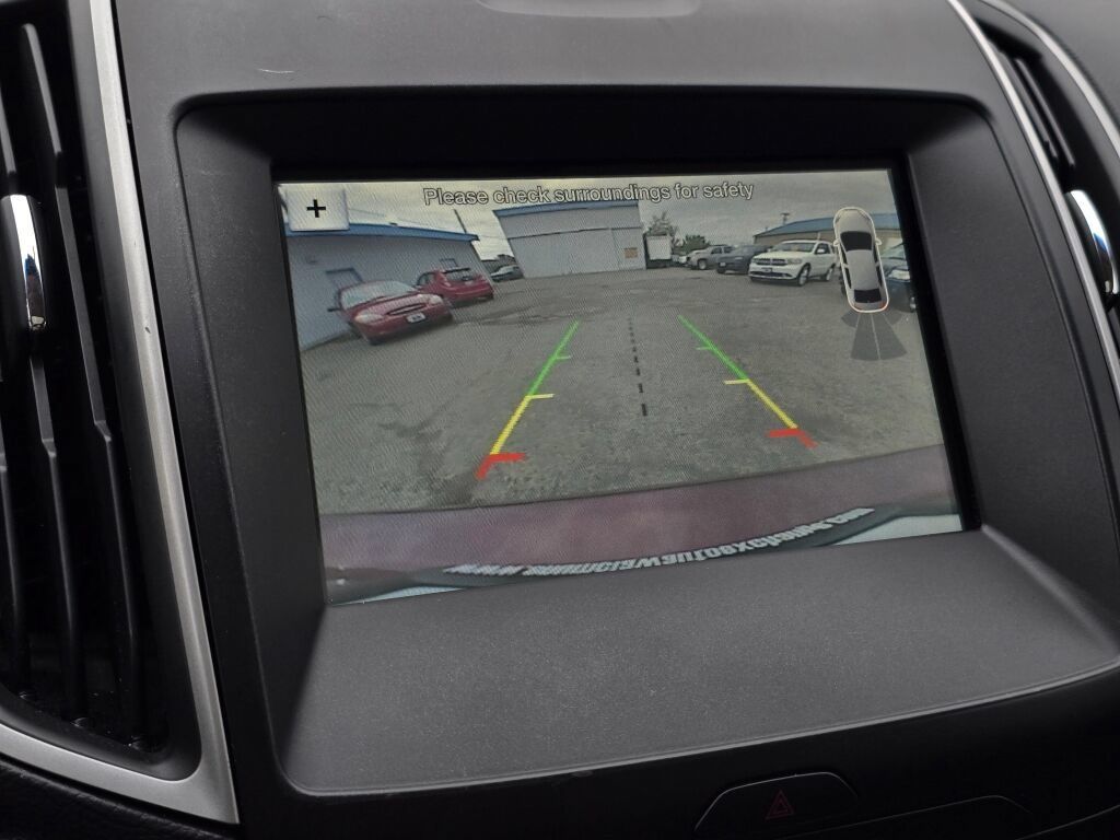 Used 2017 Ford Edge SEL w/ Equipment Group 201A AWD/4WD image 30
