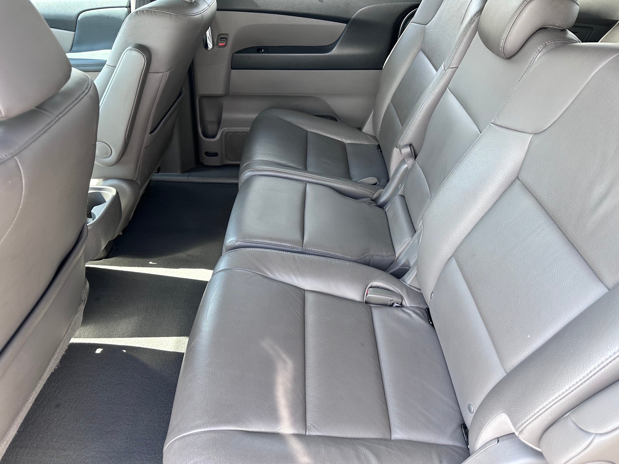 Used 2016 Honda Odyssey Touring Elite image 6