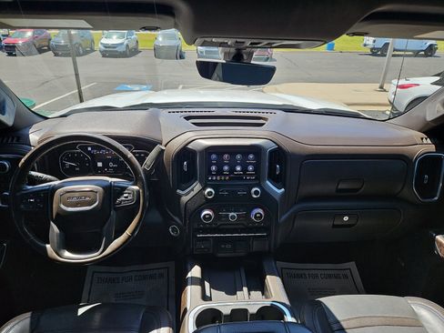 Used 2019 GMC Sierra 1500 Denali w/ Denali Ultimate Package AWD/4WD image 6