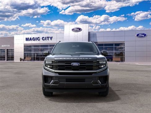 New 2027 Ford Expedition Max Platinum w/ Driver's Package AWD/4WD image 3