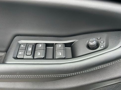 New 2026 Jeep Grand Cherokee L Laredo AWD/4WD image 18