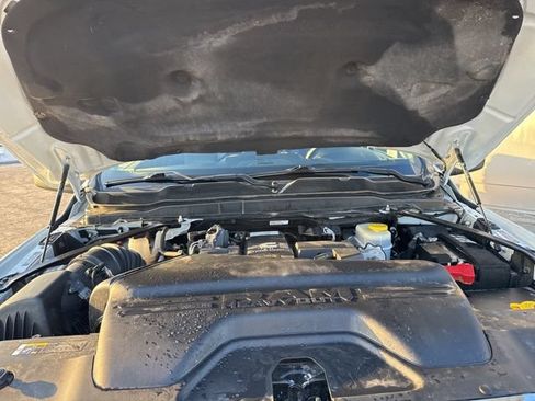 Used 2024 RAM 2500 Laramie AWD/4WD image 39