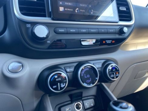 New 2026 Hyundai Venue SEL image 23