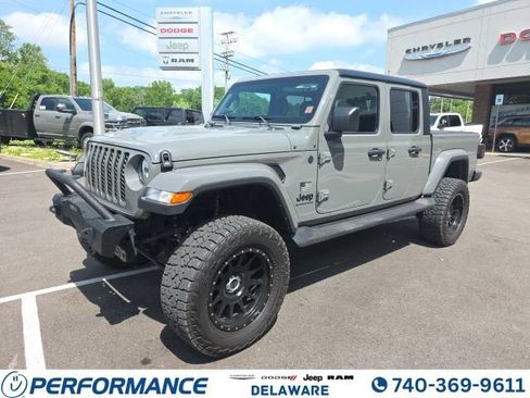 Used 2023 Jeep Gladiator Sport AWD/4WD image 1