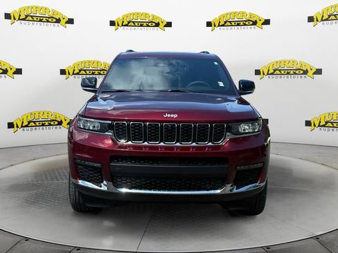 Used 2025 Jeep Grand Cherokee L Limited w/ Luxury Tech Group II AWD/4WD image 8