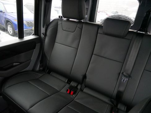 New 2026 INEOS Grenadier image 12