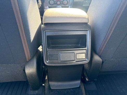 Used 2021 Subaru Forester AWD/4WD image 18