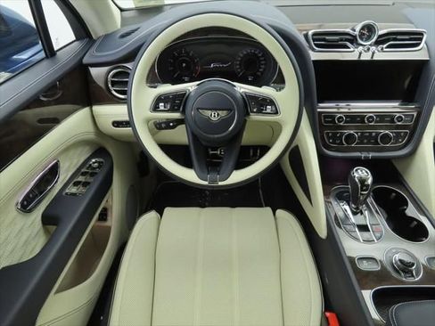 New 2026 Bentley Bentayga Speed image 10