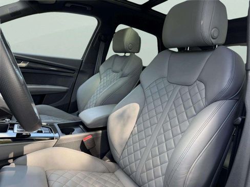 Certified 2025 Audi SQ5 Premium Plus w/ Premium Plus Package AWD/4WD image 20