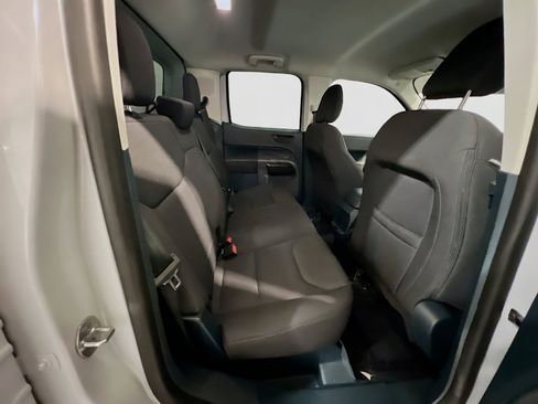 Used 2025 Ford Maverick XL FWD image 18