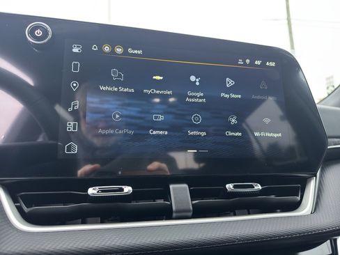 New 2026 Chevrolet Equinox LT w/ Convenience Package II image 13