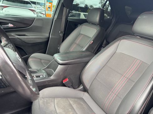 Used 2022 Chevrolet Equinox RS FWD image 12