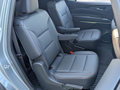 Used 2024 Chevrolet Traverse Z71 w/ Enhanced Driving Package image 23