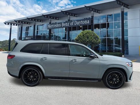 New 2026 Mercedes-Benz GLS 580 4MATIC image 3