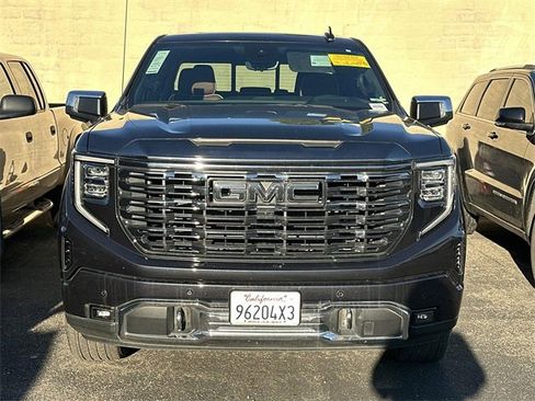 Used 2024 GMC Sierra 1500 Denali Ultimate image 2
