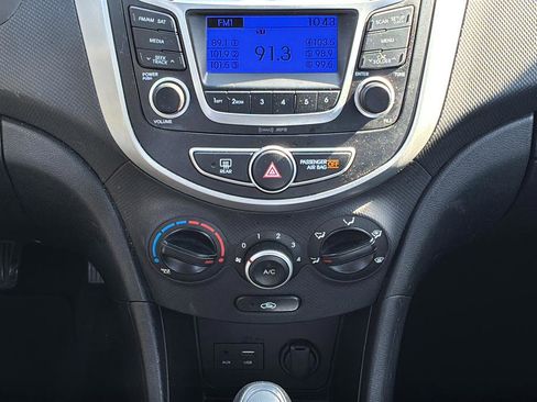Used 2014 Hyundai Accent GS FWD image 18