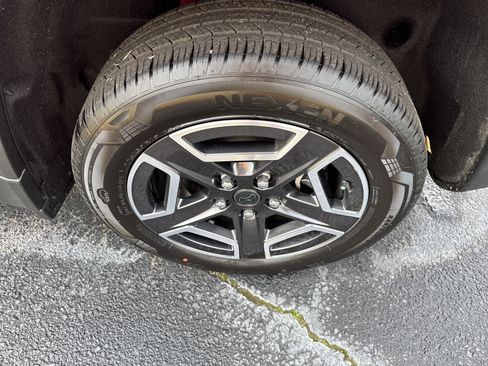 New 2026 Jeep Cherokee Limited image 19