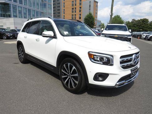 Certified 2020 Mercedes-Benz GLB 250 4MATIC image 5