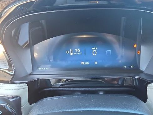 Used 2025 Lincoln Corsair FWD w/ Equipment Group 101A image 3