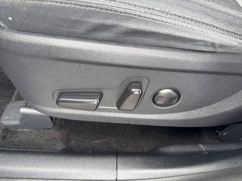 Used 2019 Hyundai Santa Fe SEL image 22