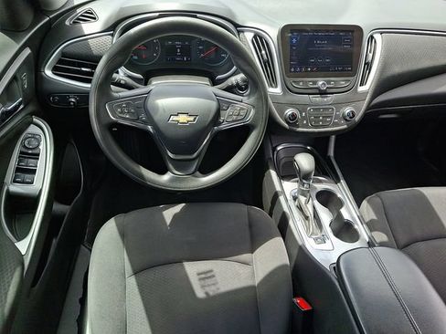 Used 2024 Chevrolet Malibu LT FWD image 11
